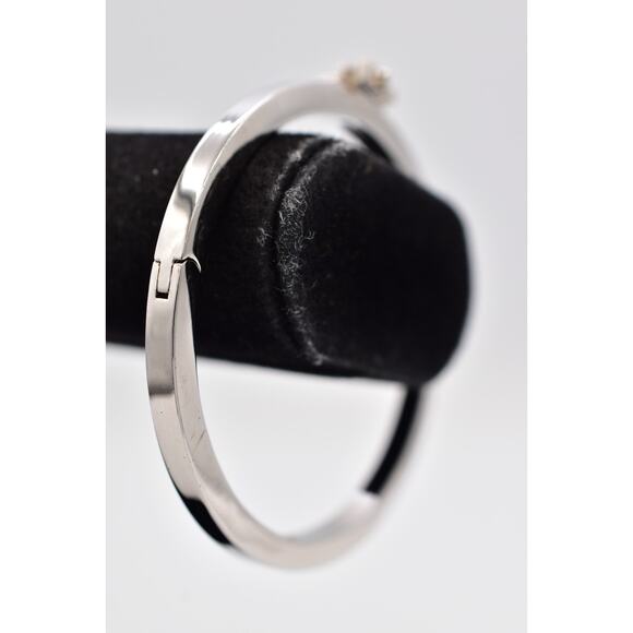 Coach Bangle Bracelet Shooting Star Silver Tone Rhinestone Crystal Signed Bin8 - Picture 4 of 12